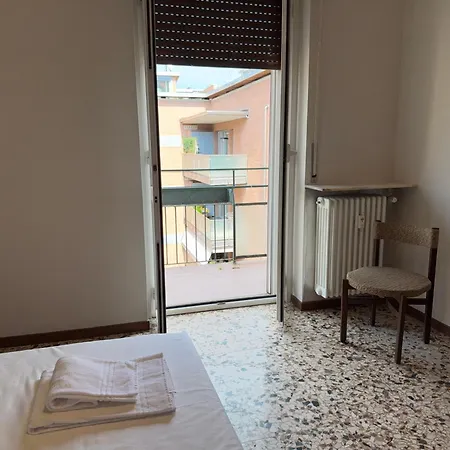 10 Minutes From The Centre, Comfort And Culture
